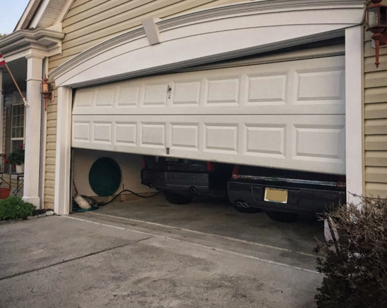 Emergency Garage Door Services